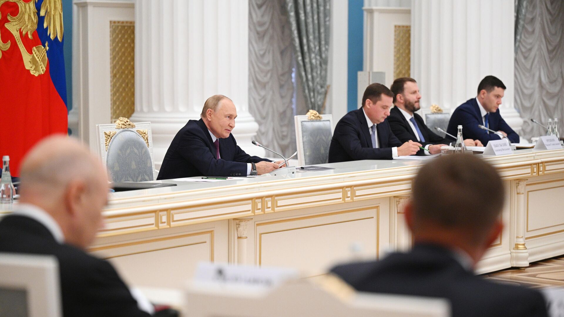 Президент России Владимир Путин на заседании президиума Госсовета по развитию экспорта