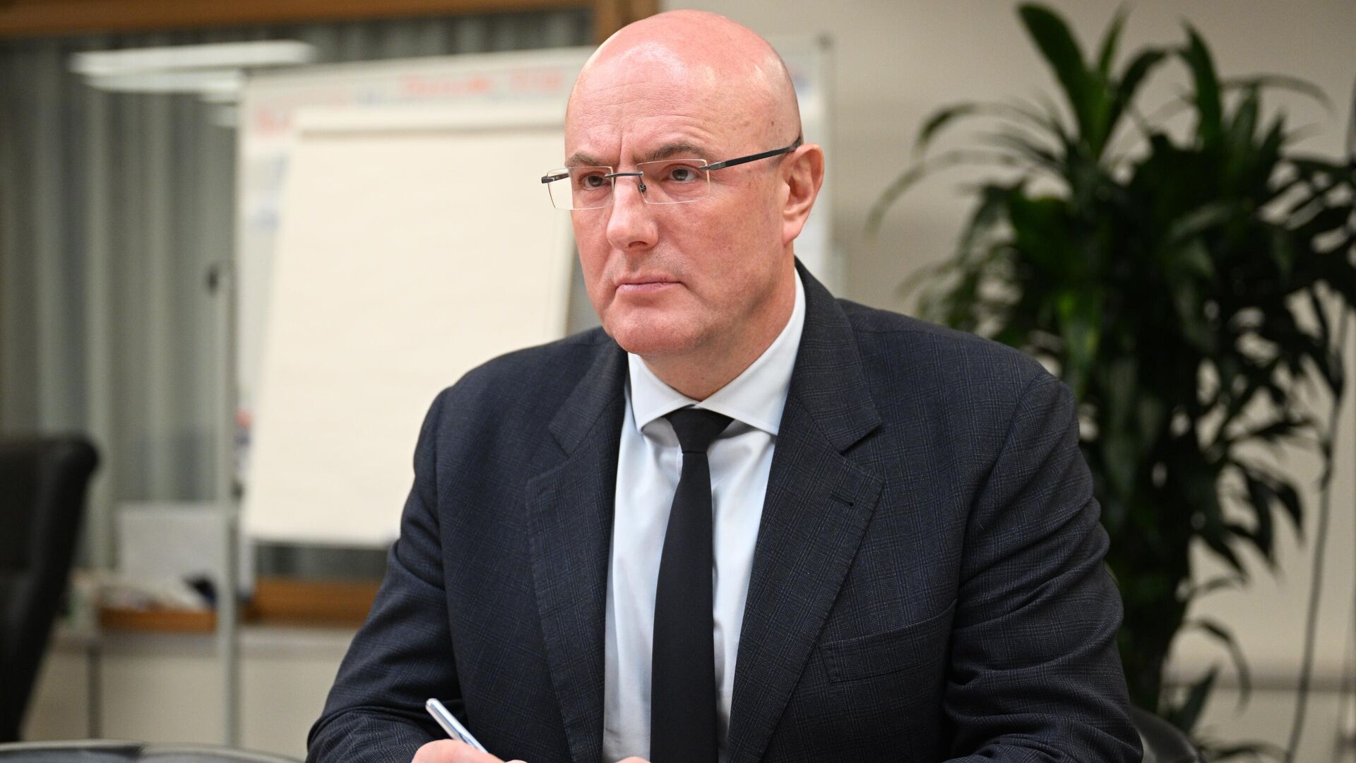 Заместитель Председателя Правительства Российской Федерации Дмитрий Чернышенко