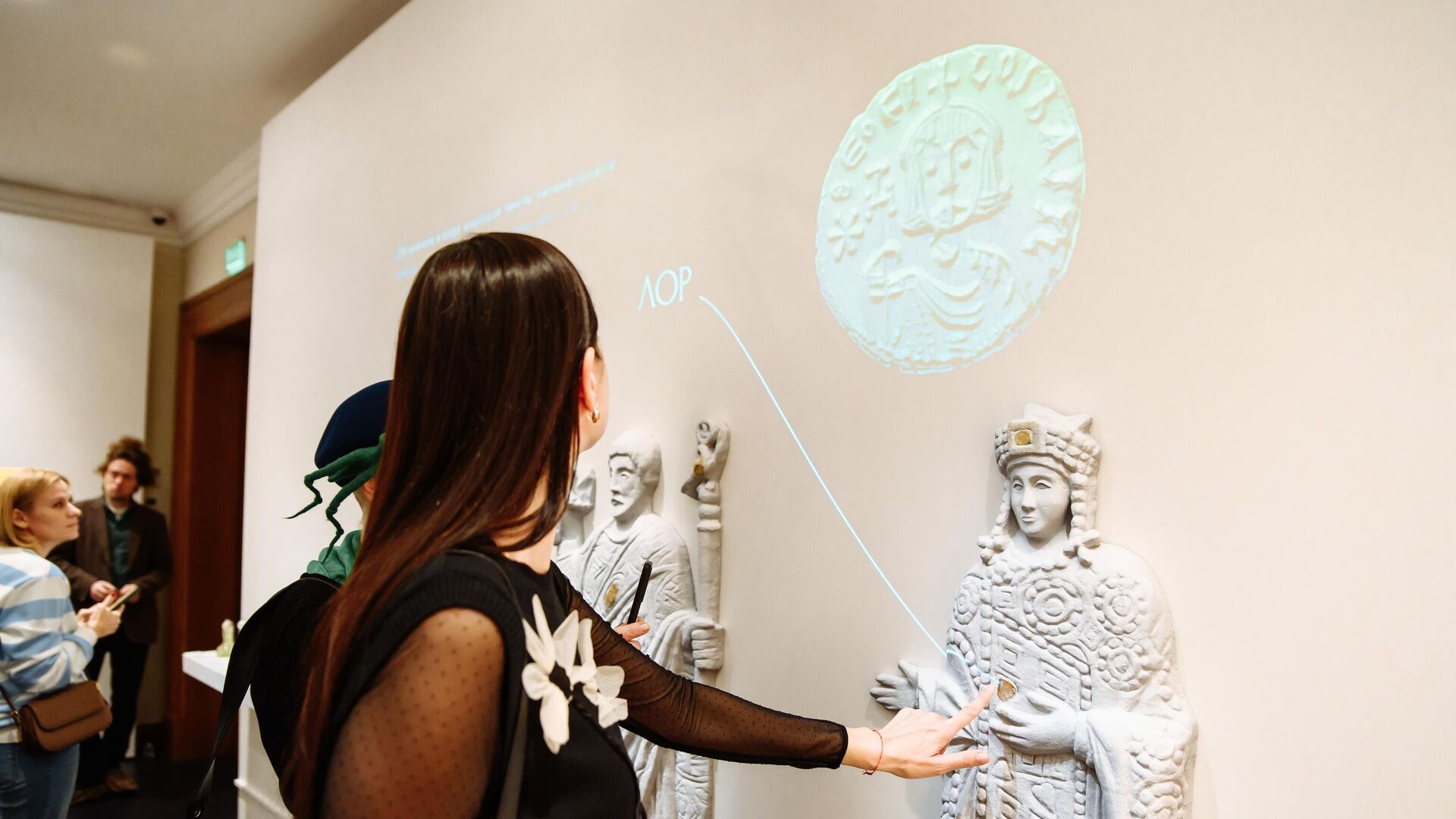 Выставка Византийская симфония. Земные и небесные сокровища в Музее Международного нумизматического клуба