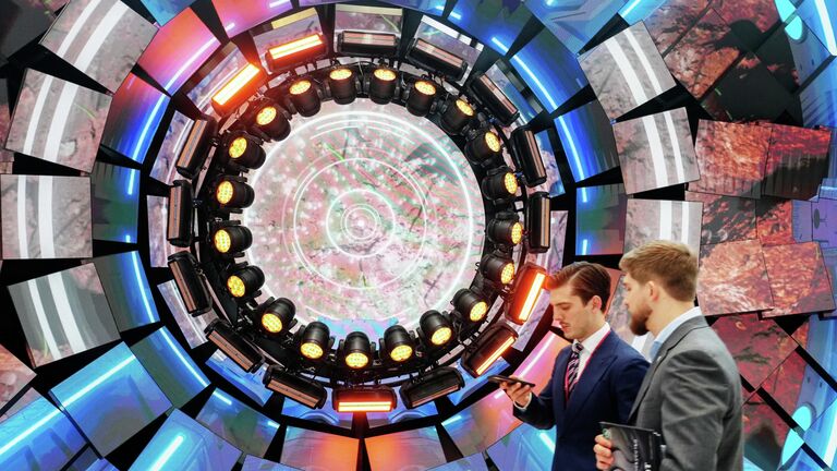 Работа форума ПМЭФ-2025