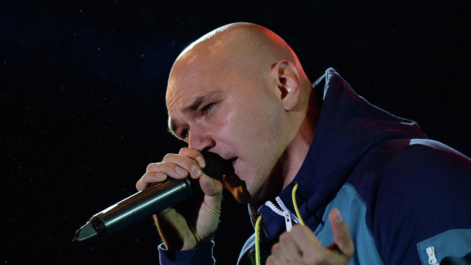 Рэпер Влади*