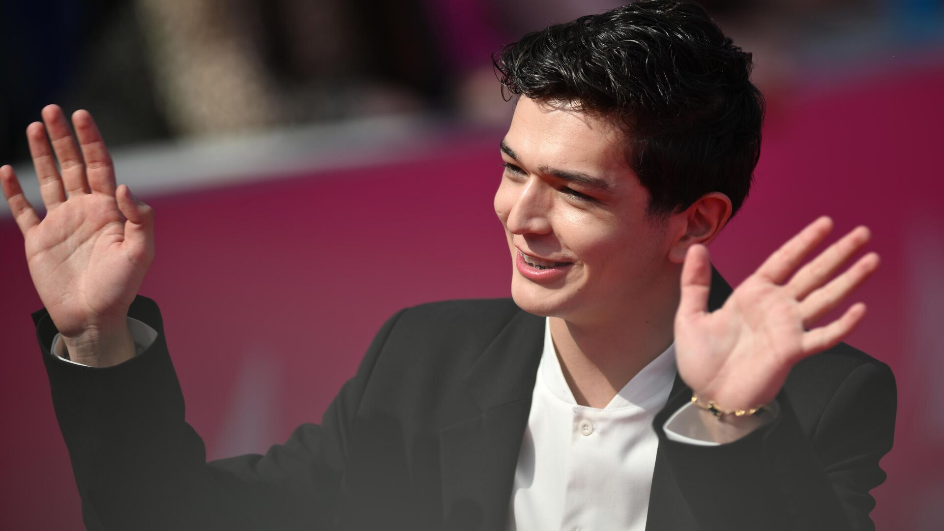 Певец Akmal' (Акмаль Ходжаниязов)