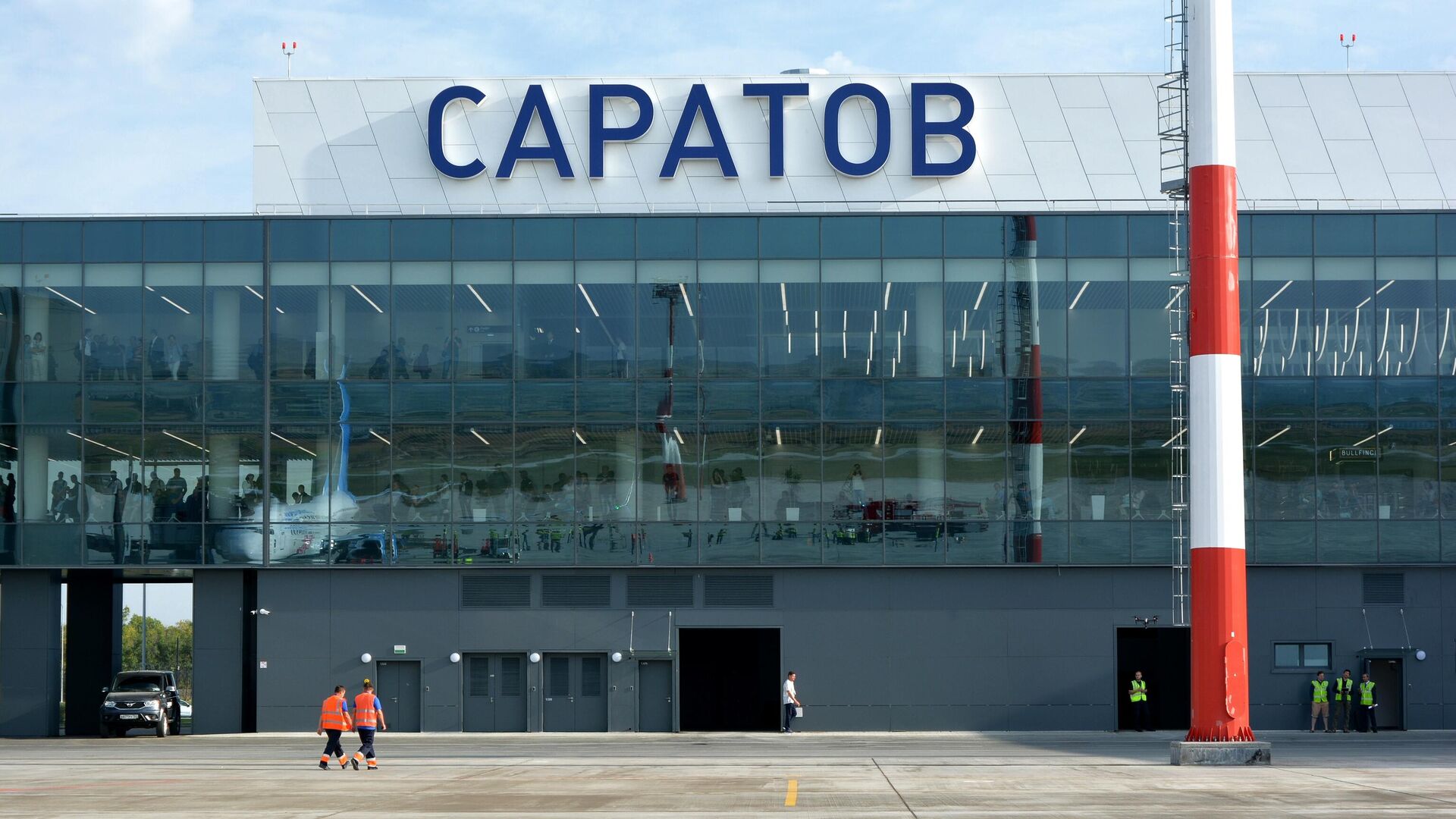 Здание международного аэропорта Гагарин в Саратовской области