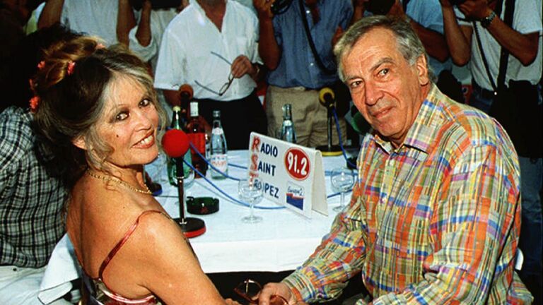 Брижит Бардо с бывшим мужем, режиссером Роже Вадимом в Сен-Тропе