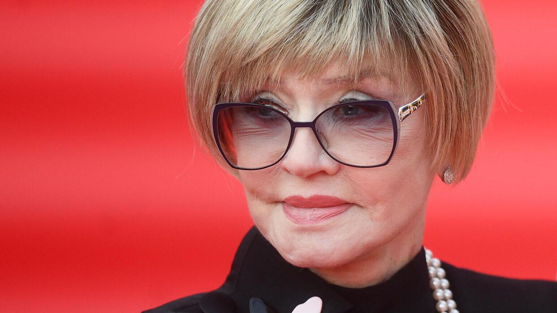 Актриса Вера Алентова