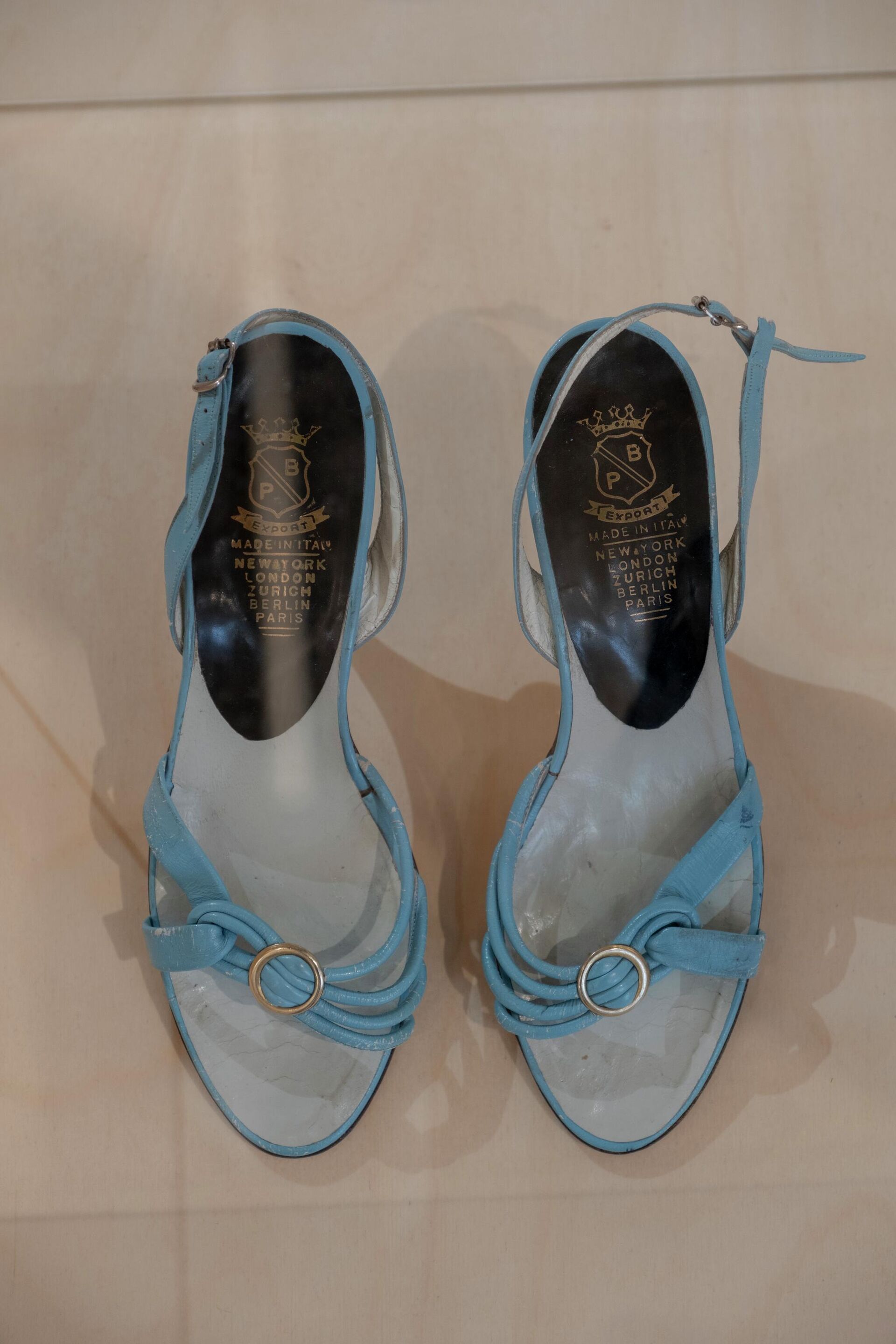 Экспозиция выставки Заграница — это миф?!