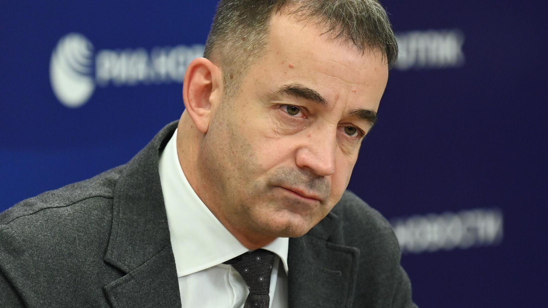 Народный артист России Дмитрий Певцов