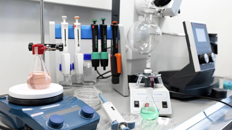 Ученые Лаборатории нано- и микрокапсулирования биологически активных веществ СПбПУ предложили новый способ доставки изотопа внутрь злокачественной опухоли