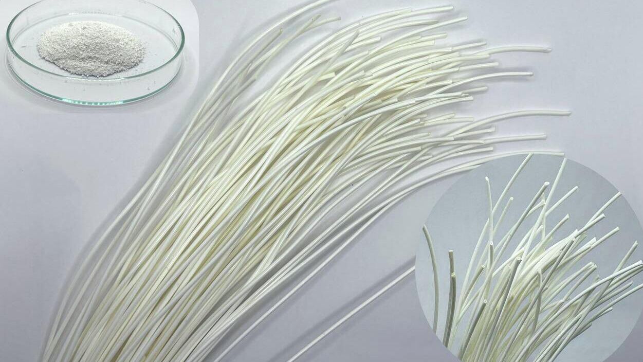 Образец нового материала для фильтрования воды