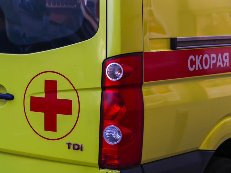 Подросток упал со скалы у Висячего камня в российском городе и выжил