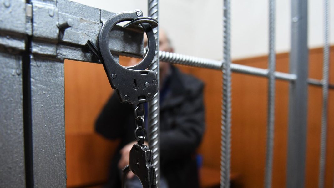 Шесть человек проходят по делу Таразевича о поставках консервов