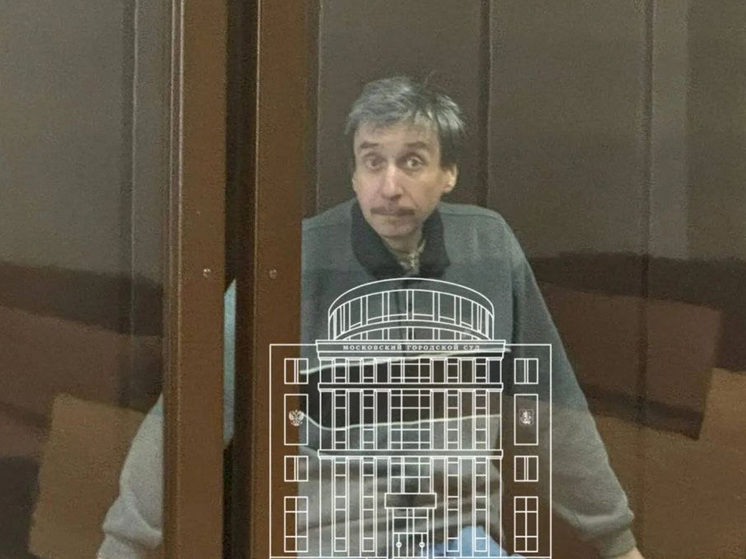 «Старики голодали»: садист запретил пожилым родителям выходить на кухню