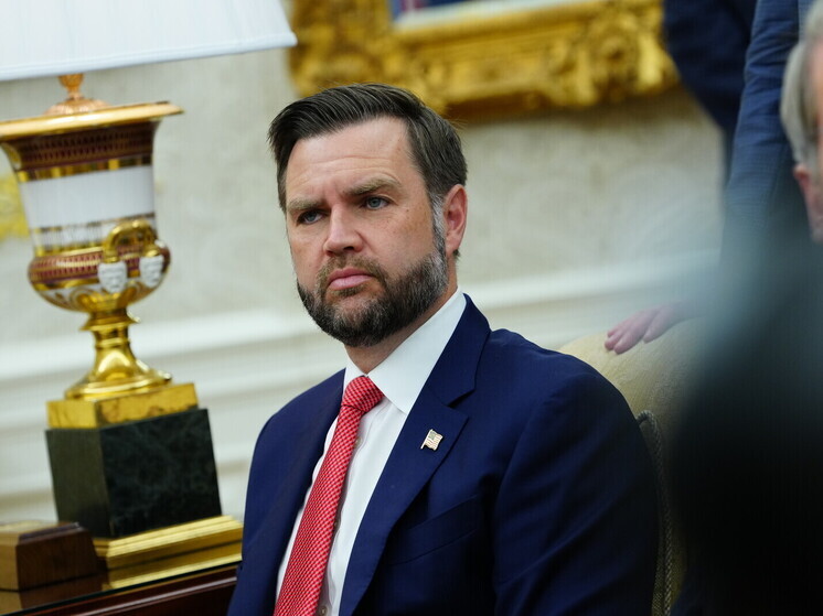 Вэнс заявил, что США готовы к любым угрозам