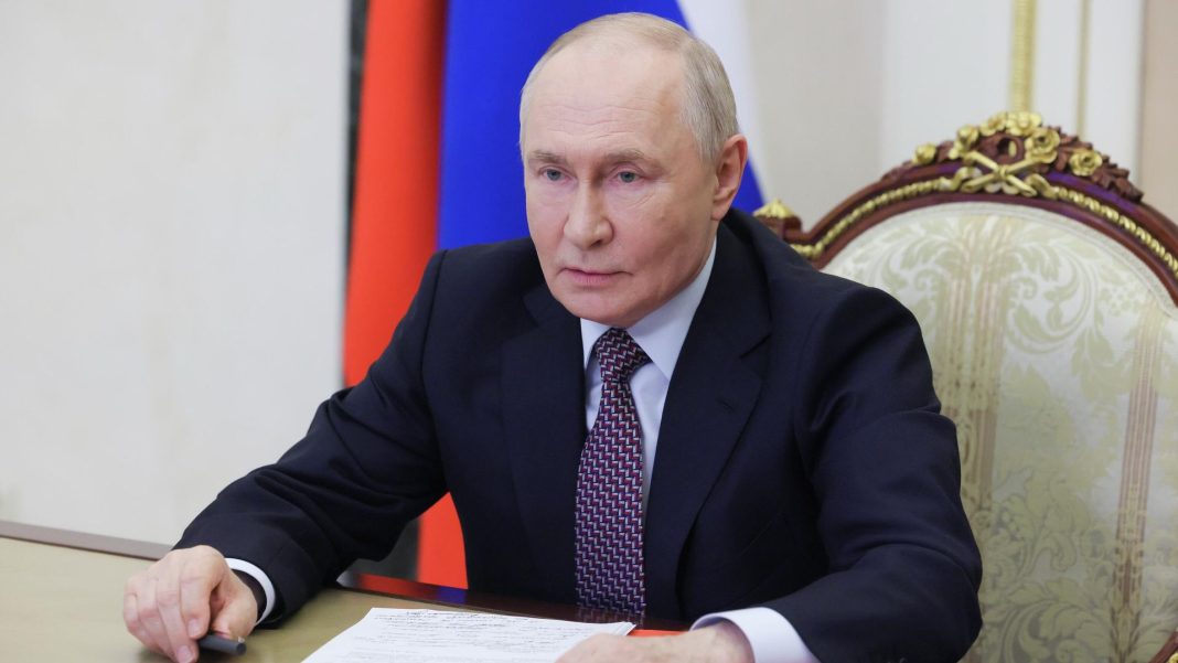 Путин обозначил приоритет федерального бюджета