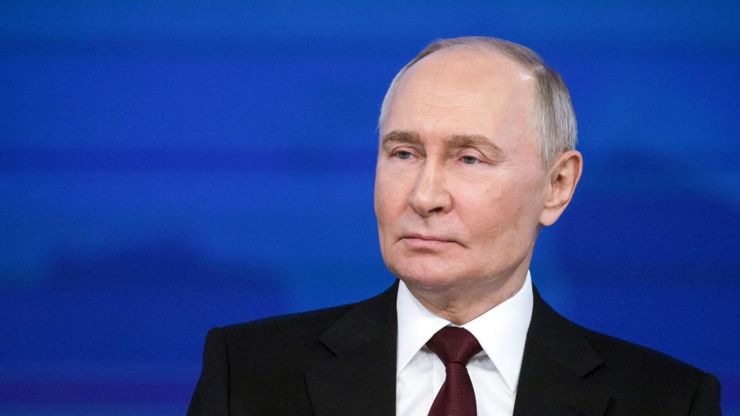 Газовая инфраструктура работает в 73 регионах, заявил Путин