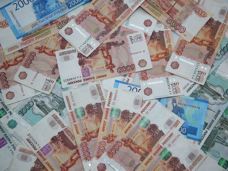 Объем наличных средств в экономике превысит 23 триллиона рублей