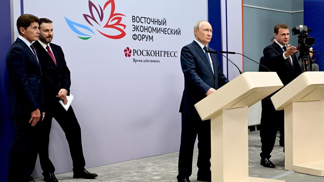 За развитием Дальнего Востока стоит будущее всей России, заявил Путин