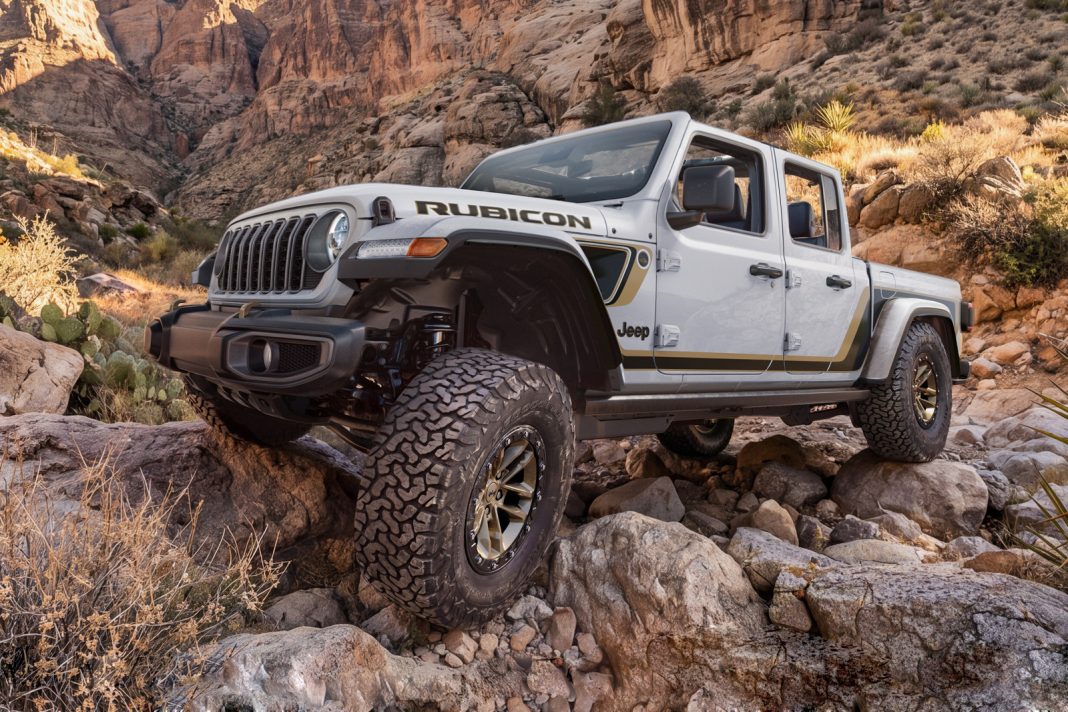 У пикапа Jeep Gladiator появилась лимитированная внедорожная спецверсия