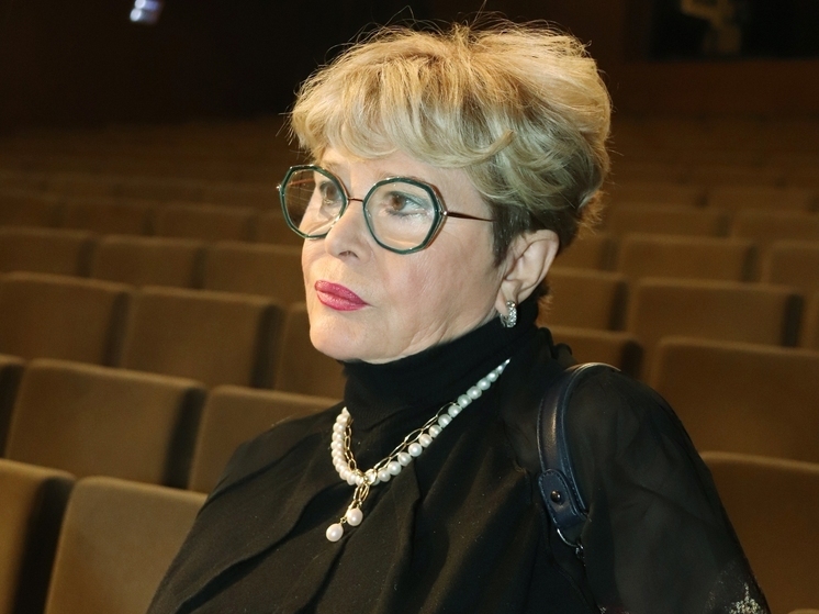 Выяснились детали госпитализации Марины Нееловой: упала дома