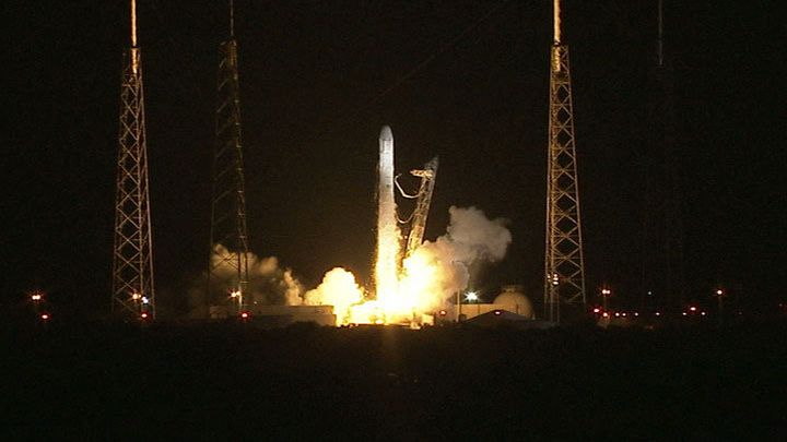 Старт космического грузовика Dragon