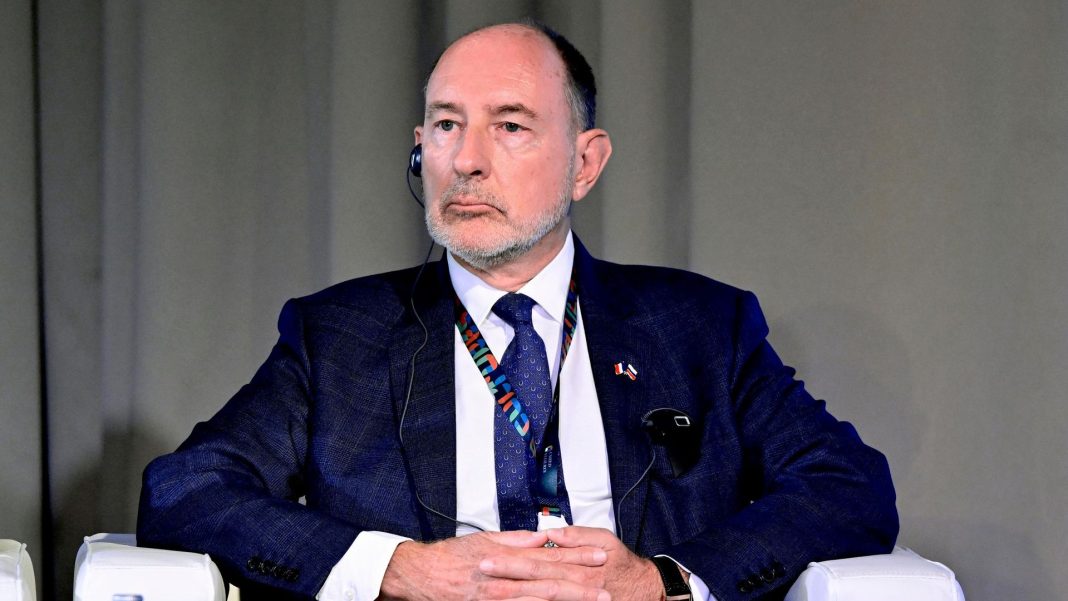 Внук де Голля рассказал, на какой музыке его воспитывали
