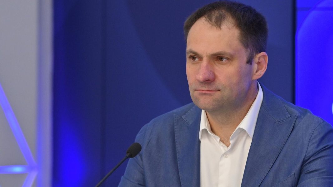 ИИ может изменить защиту дипломных работ, заявил ректор УрФУ