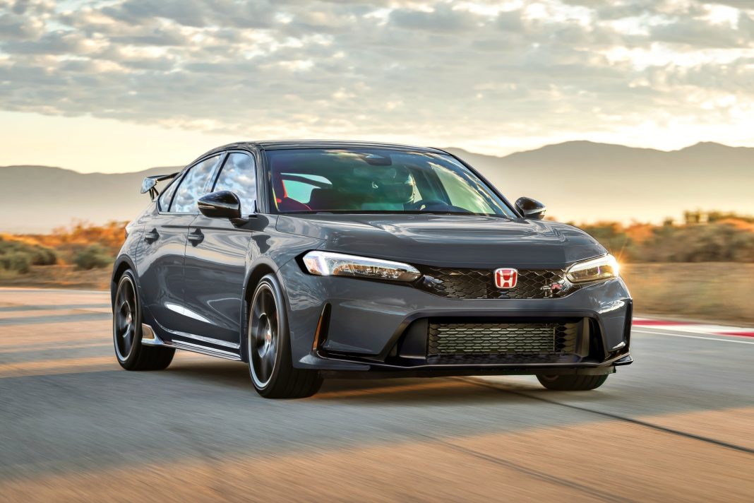 Хот-хэтч Honda Civic Type R встретит 30-летие c обновками и немного подорожает