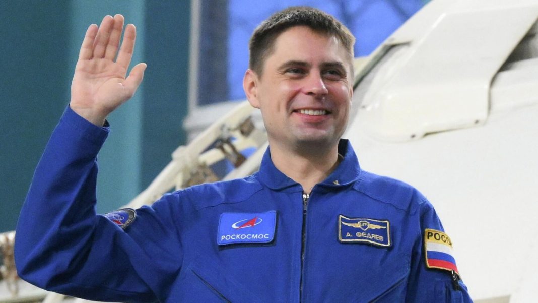 В НАСА восхитились умением космонавта Федяева готовить торты на МКС