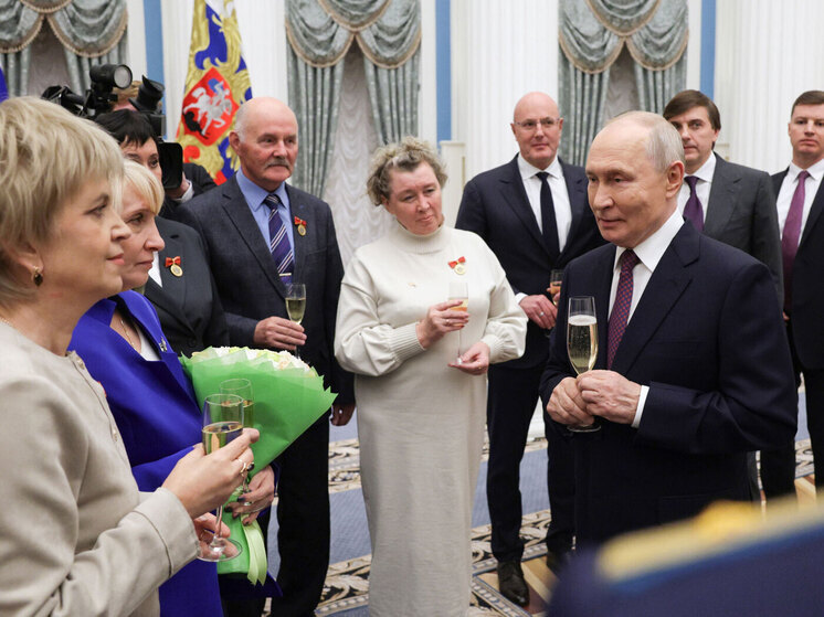 Выяснилось, что учителя посоветовали Путину: «Жалко, я сам до этого не додумался!»