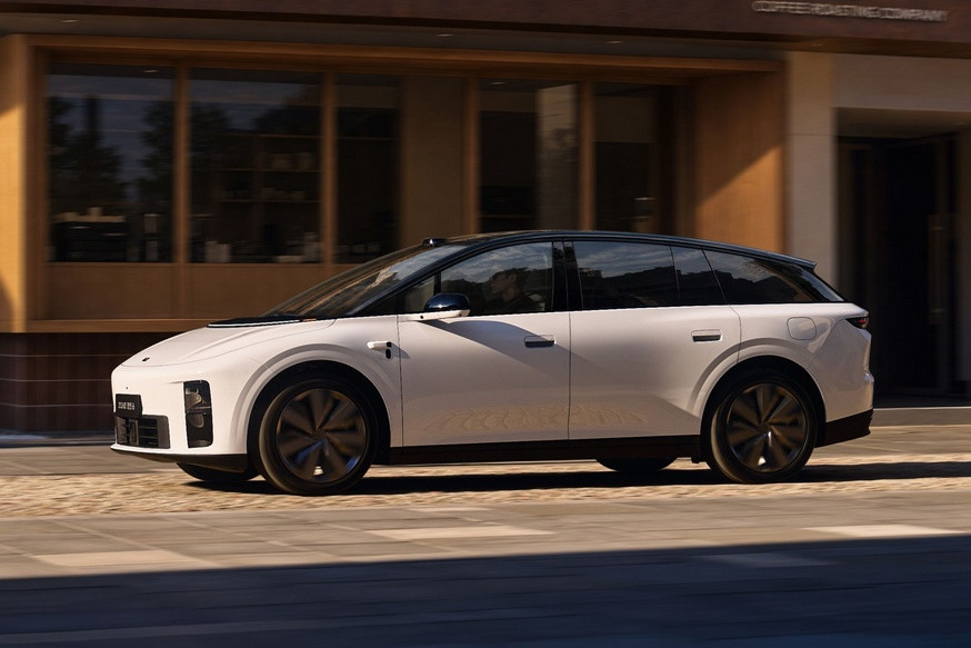 Кроссовер Li i6 обновили через год после запуска: официальные фото