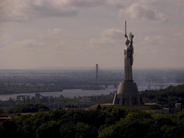 Транспортный коллапс в Киеве: Южный мост — первая ласточка, но не последняя