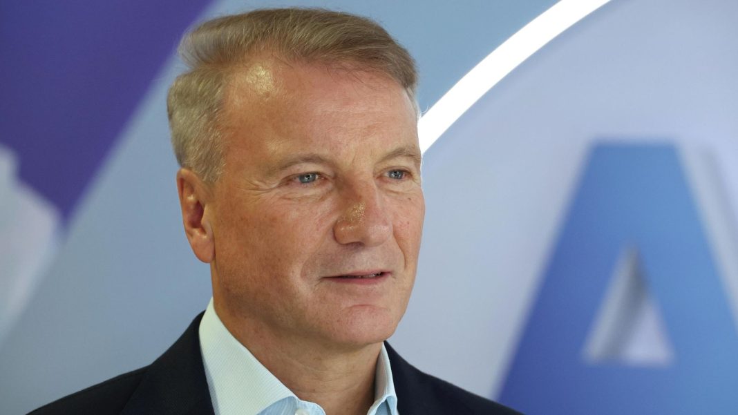 Греф сравнил современный ИИ с ребенком